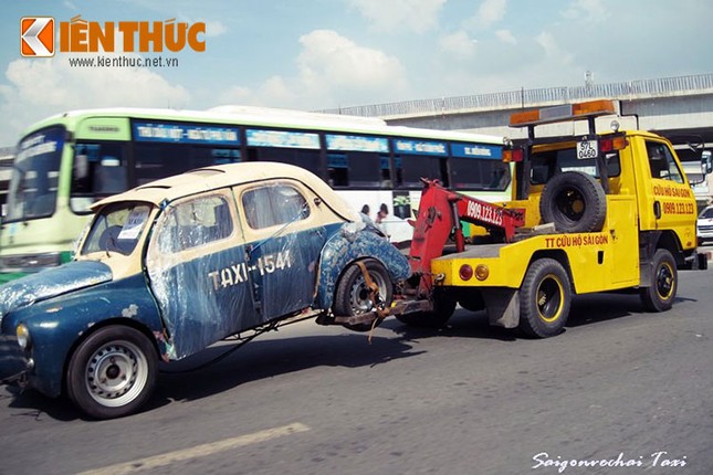 Xe oto taxi Renault 4CV 1954 “sieu hiem” tai Sai Gon-Hinh-3